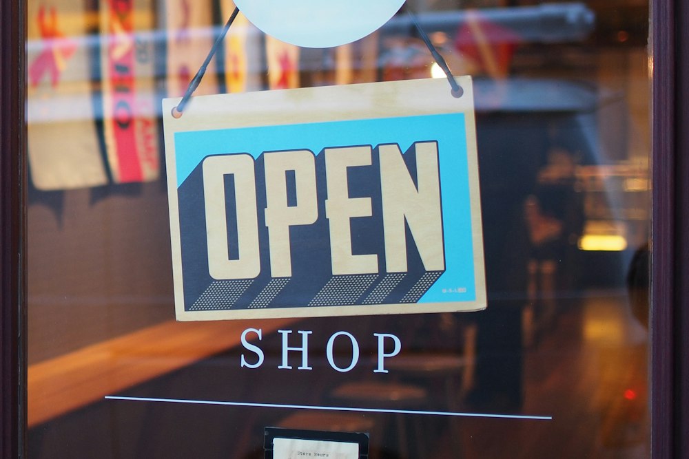 assicurazione negozio commercio furto incendio - consulenza e gestione sinistri